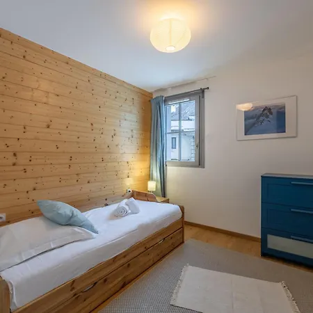 : Moderne 4 Pers, Proche Gare Et Pistes, Avec Wifi Et Parking - Fr-1-343-255 Apartment *